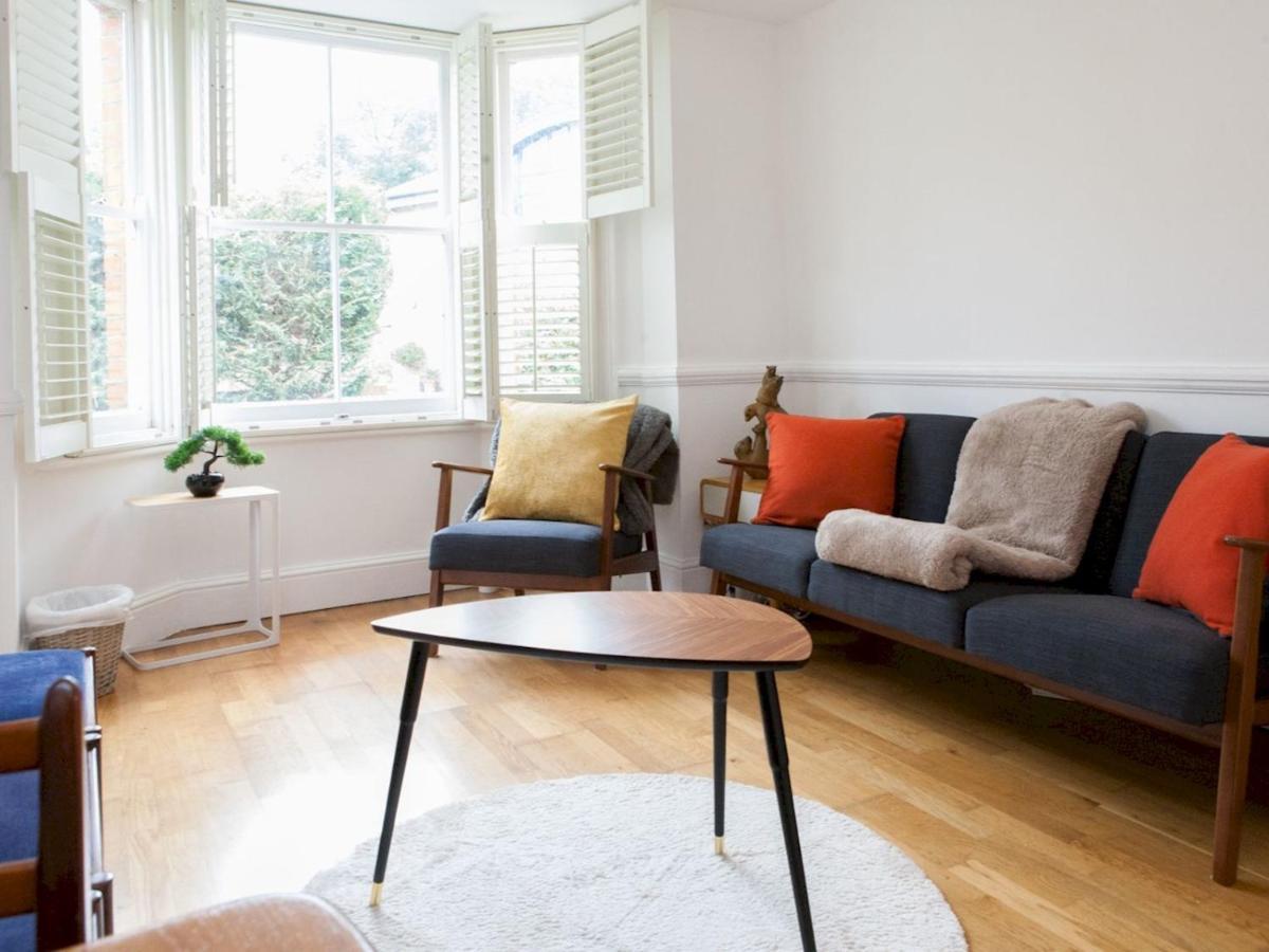 Pass The Keys Garden Apartment In Stockwell Londres Extérieur photo