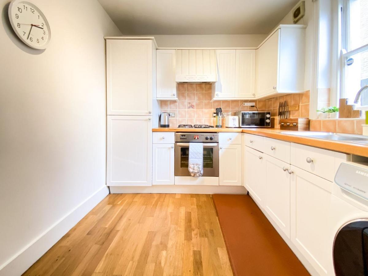 Pass The Keys Garden Apartment In Stockwell Londres Extérieur photo