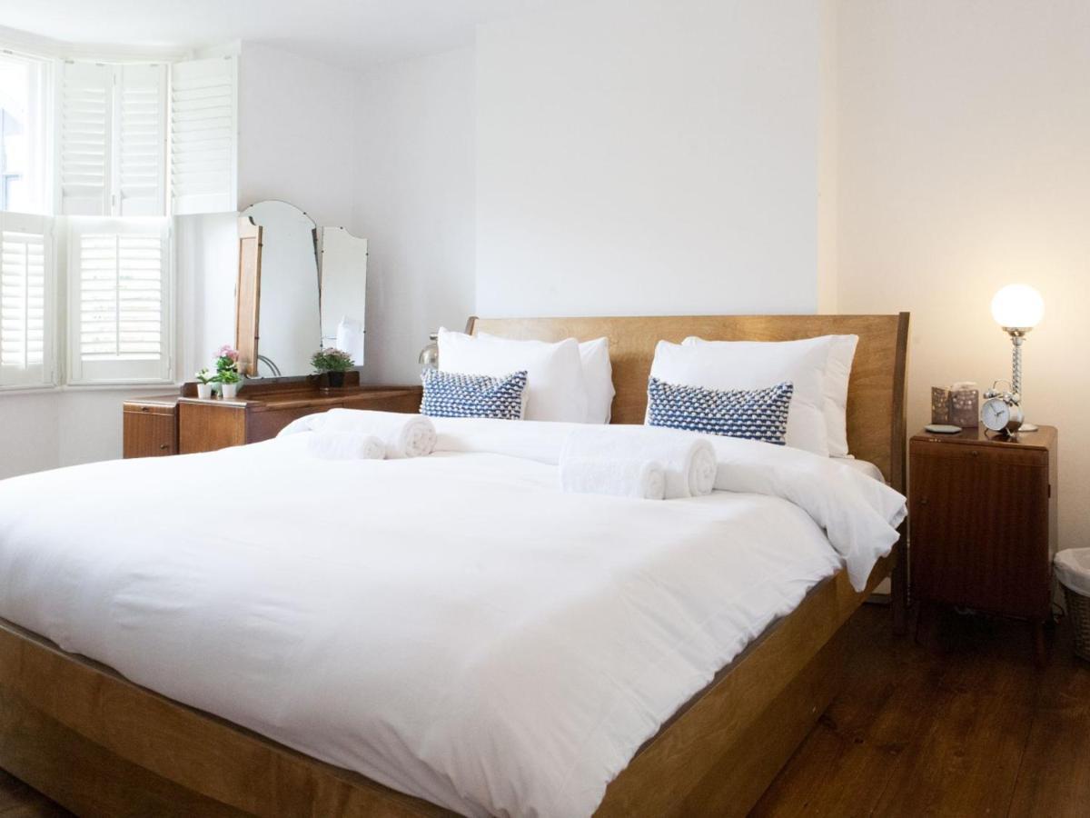 Pass The Keys Garden Apartment In Stockwell Londres Extérieur photo